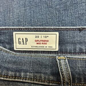 Gap Girlfriend MidRise Size 10R